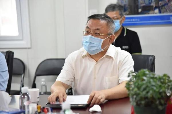 赵钊一行赴中建一局顺义共有产权房项目检查督导防疫