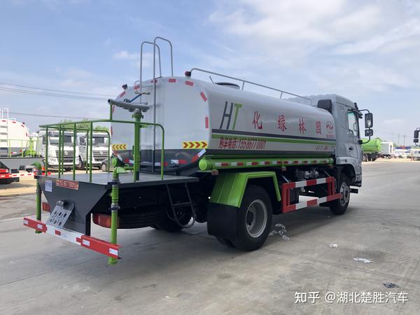 东风华神f5洒水车12方绿化浇水水车