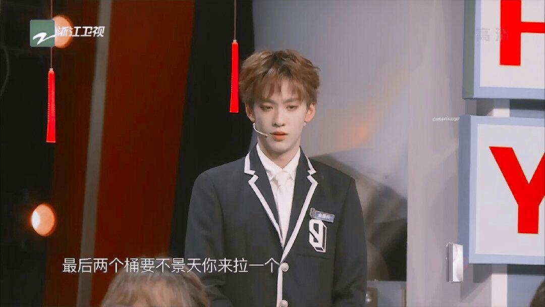 有哪些帅到爆炸的余景天照片图片壁纸