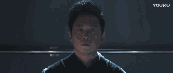 这张动图看的我鸡皮疙瘩掉一地 遮住一半脸都是不同的表情