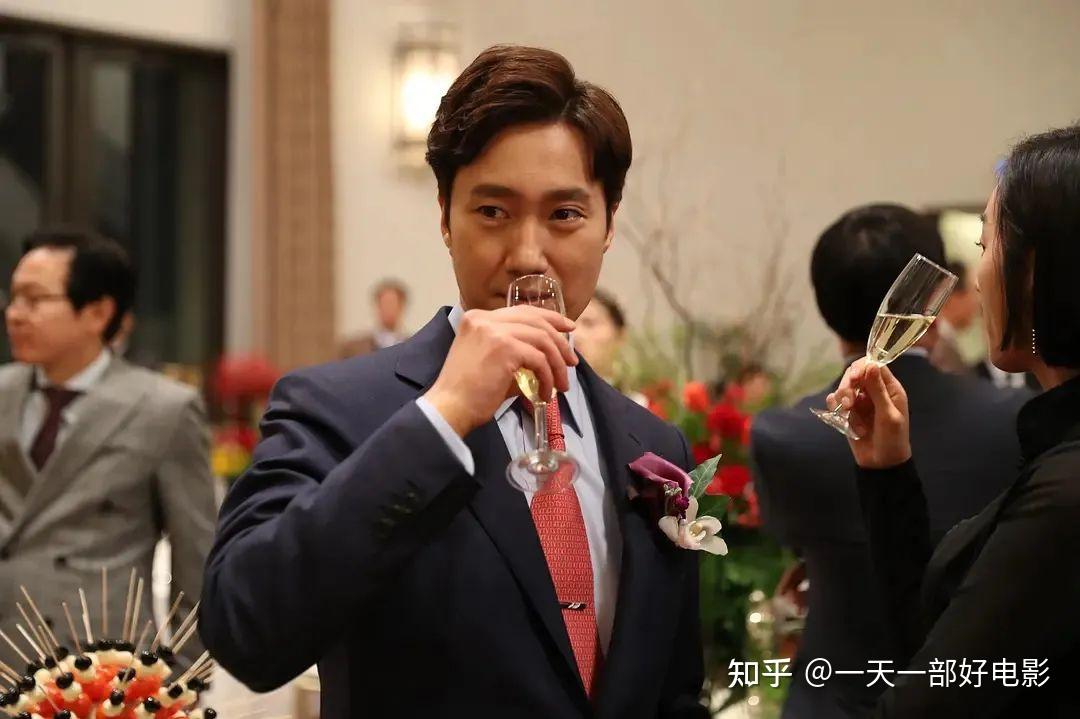 牺牲太大了夫妻为了混入上流社会的代价上流社会