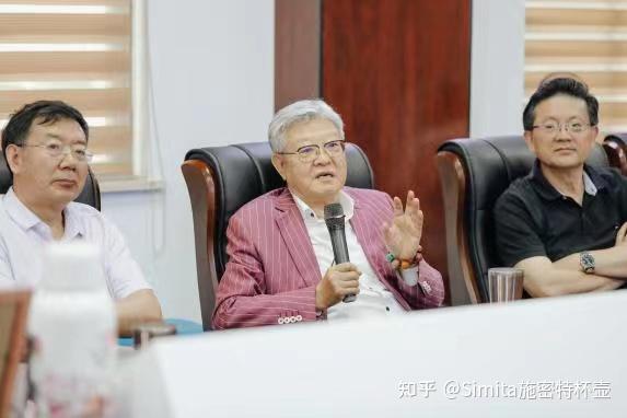 原中央党校办公厅主任边宝华