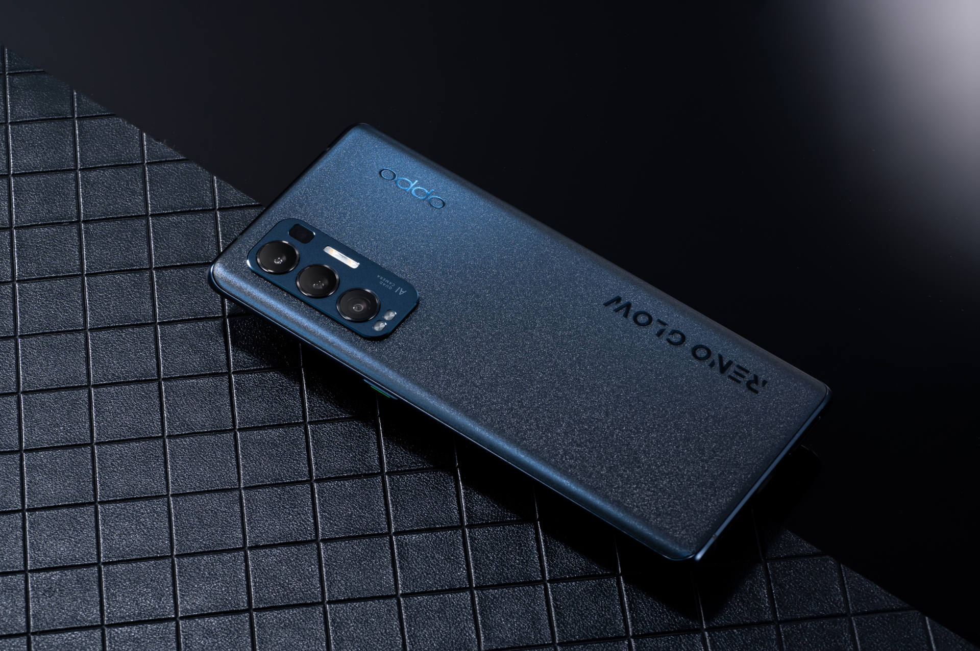 618买手机选opporeno6pro5pro还是vivox60pro呢求大家分析一下