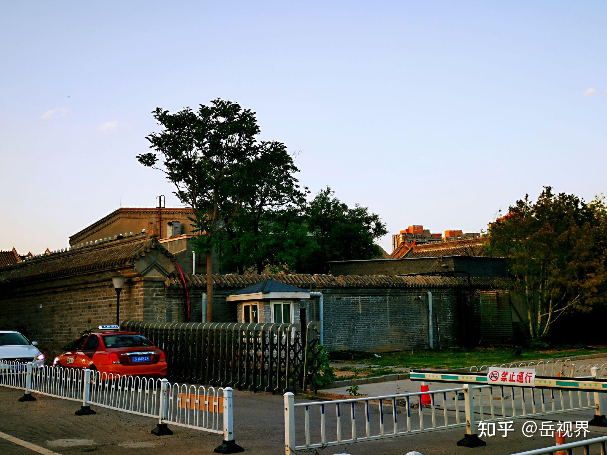 北京朝阳公园南门有一座郡王府你知道是哪位王爷的府邸吗