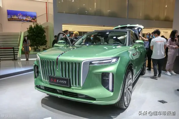 车展上的红旗e-hs9纯电动suv