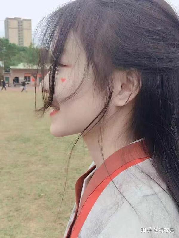 你见过最美的高中女生是什么样子?