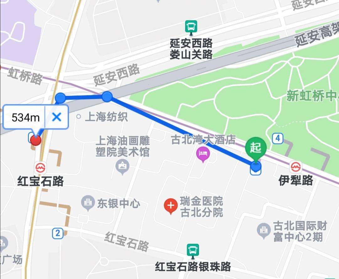 地铁10号线水城路和伊犁路哪一站与15号线红宝石路换乘更近