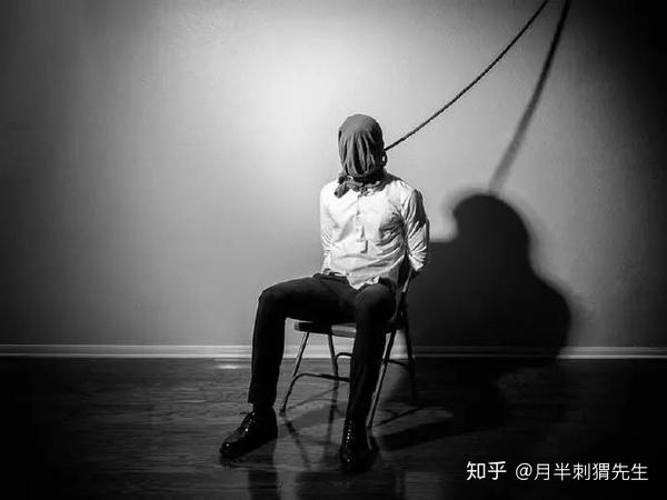 "他们在笑着,同时也在想着自杀":孤独的抑郁症患者