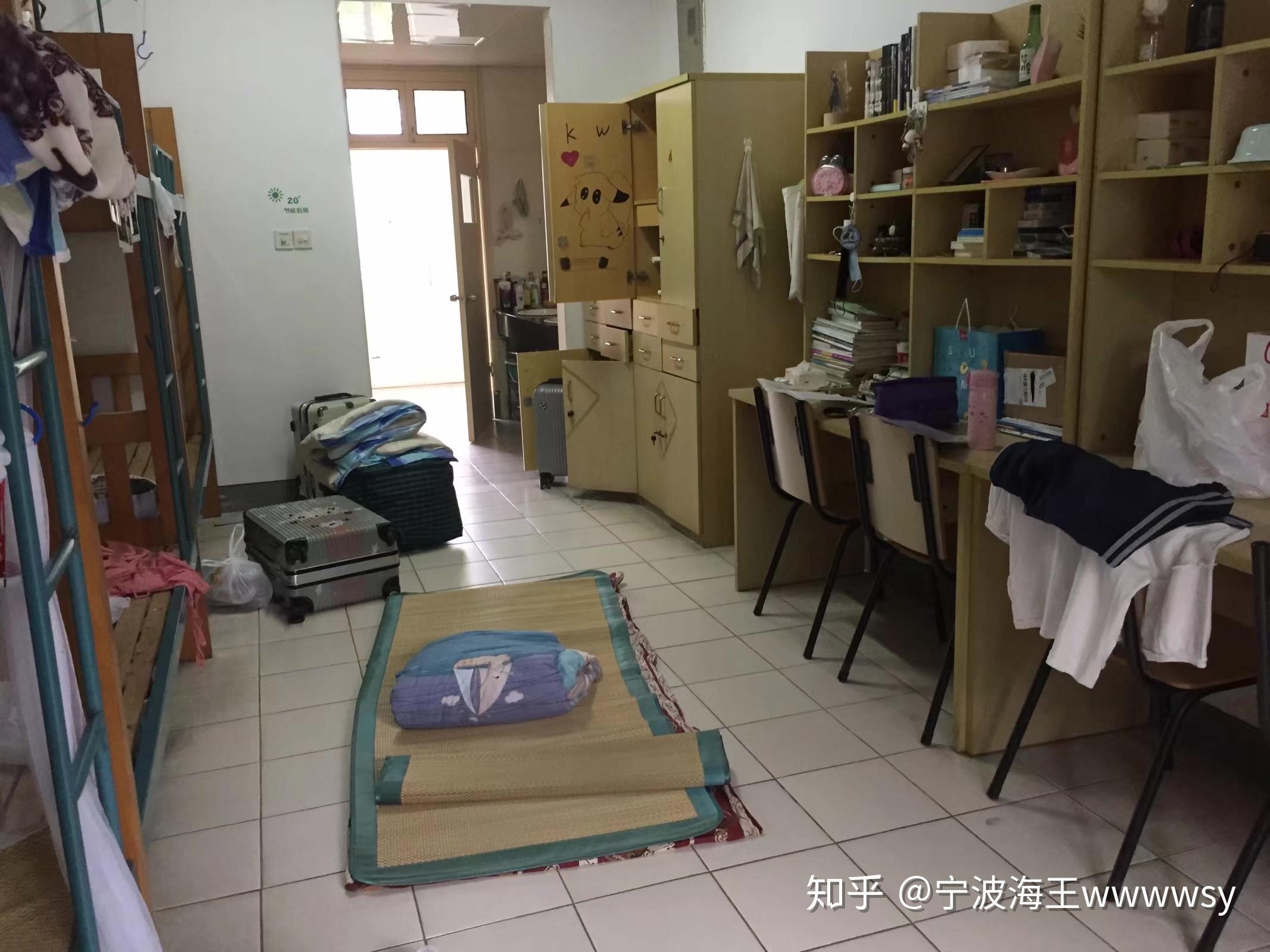 20届新生很好奇鄞州高级中学的宿舍长什么样