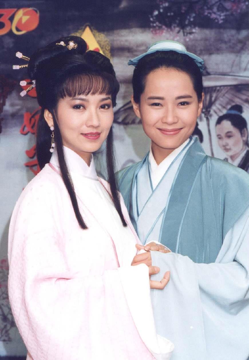 胡媚娘,盗用白素贞相貌,与仕林相爱,欺瞒虚荣,到头终究一场空