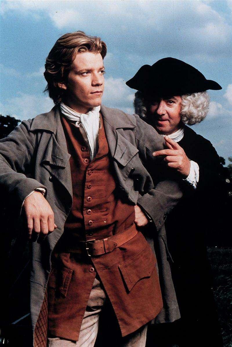 henry fielding简介,henry fielding 英国文学:亨利·菲尔丁《弃儿汤姆·琼斯的历史》