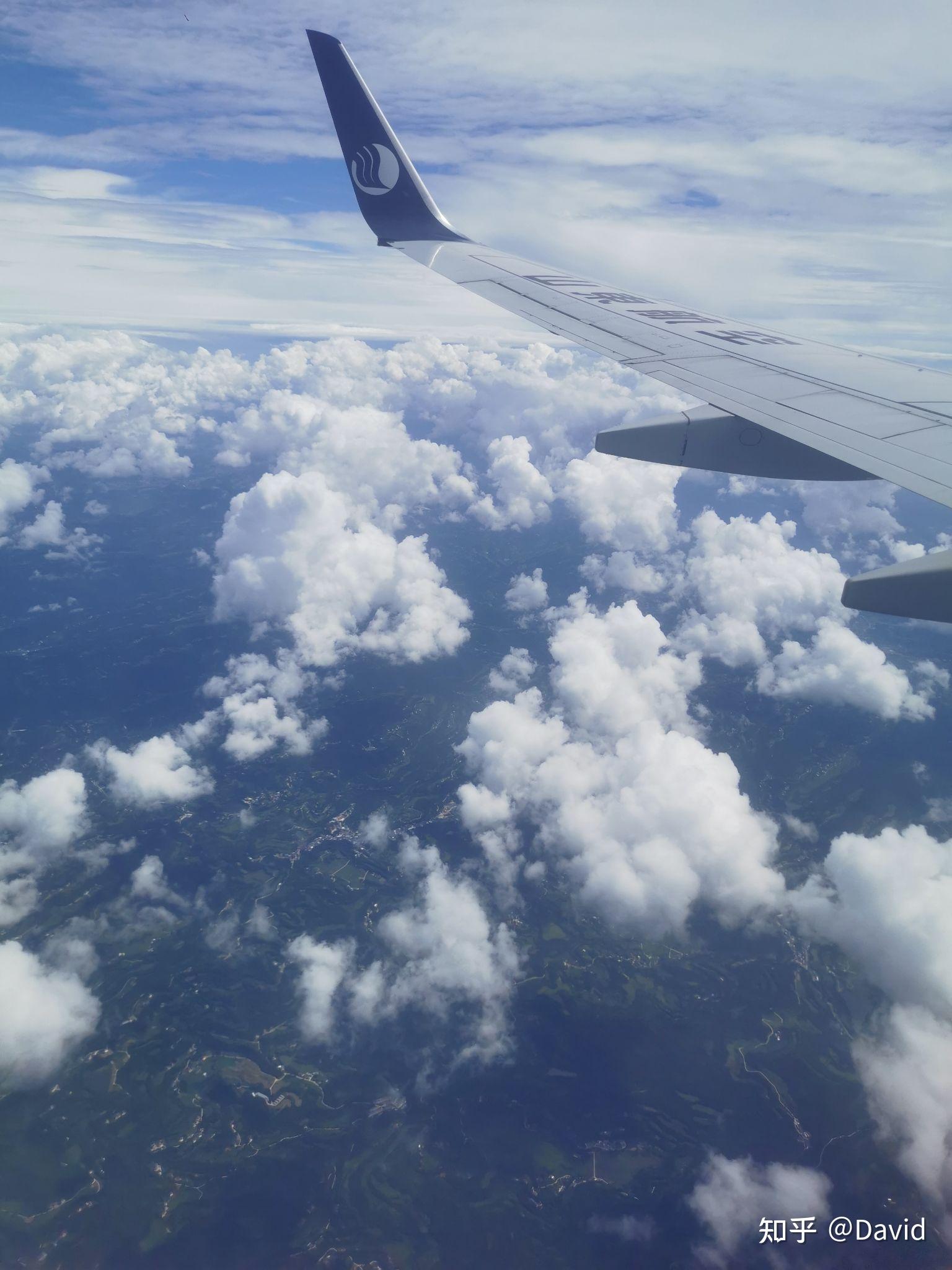 你在飞机上拍过的哪张照片可以展示祖国河山这么美