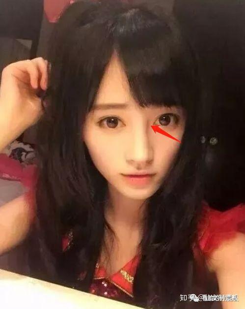 鞠婧祎的换脸史堪称贵圈最自然,整成巫婆鼻的郑爽怎么