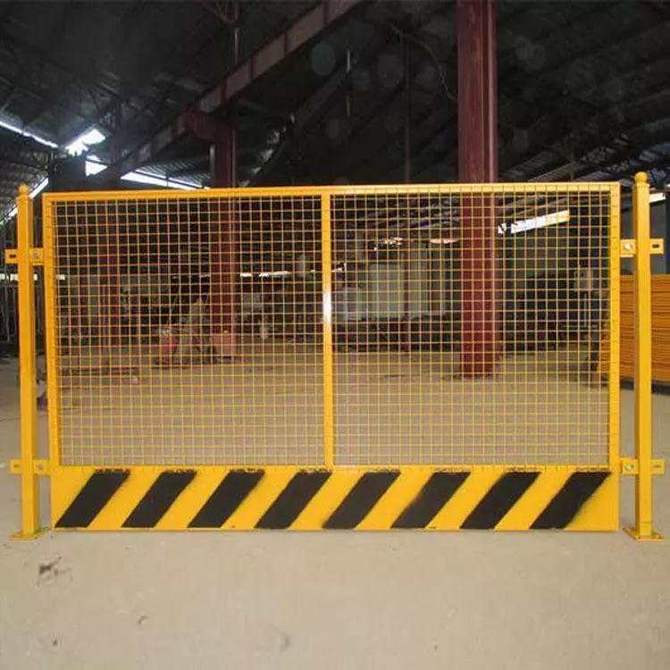 基坑安全护栏是地铁,建筑等施工现场不可缺少的安全防护产品