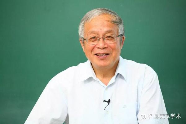 直播预告8月8日下午一点半北师大物理学系赵峥教授爱因斯坦与相对论