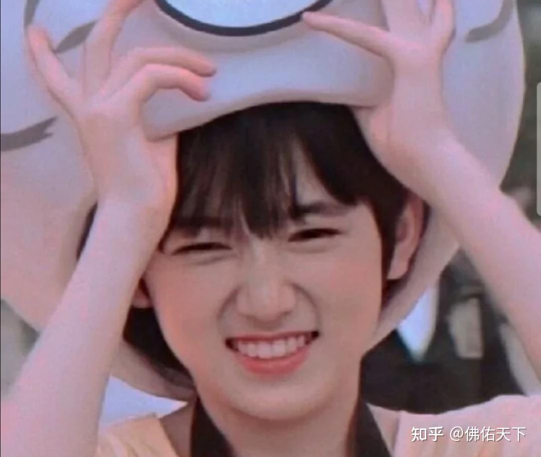 有没有宋亚轩笑容治愈的照片