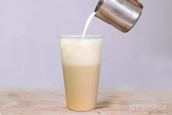 还在卖黑糖鹿丸?别人都在卖不撞款的牛乳茶了!