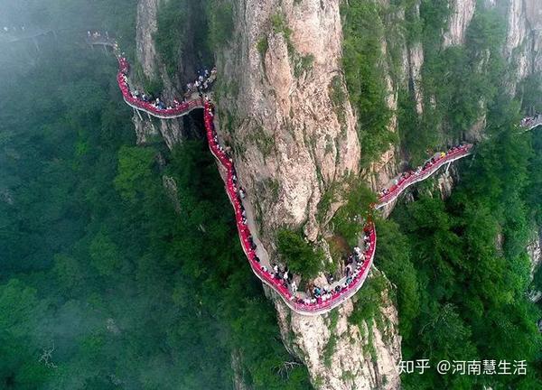 老君山绝壁栈道