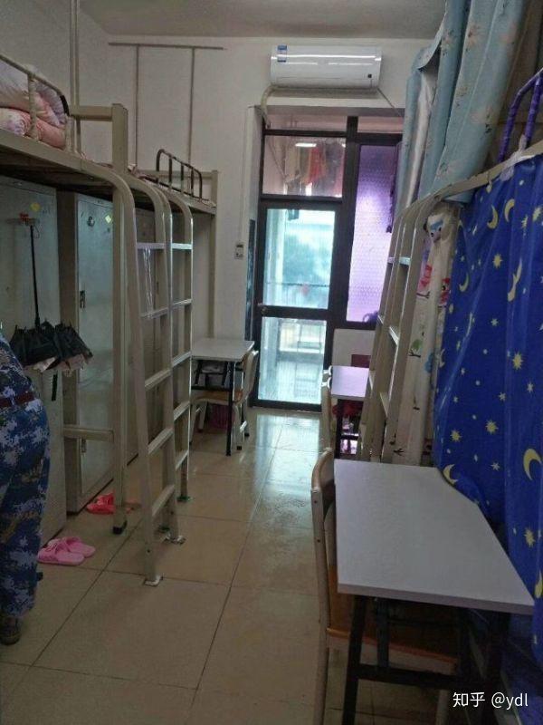 海南热带海洋学院的宿舍条件如何?校区内有哪些生活?
