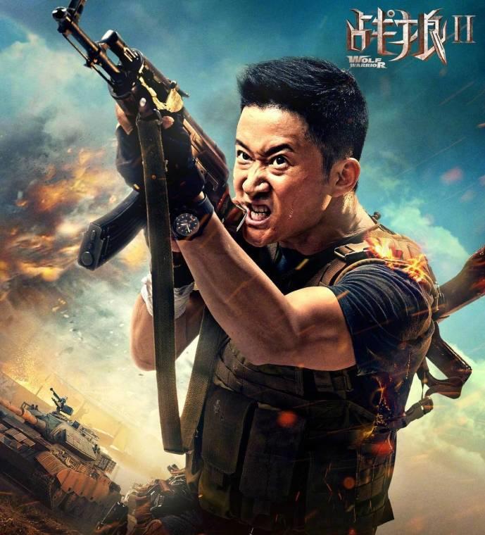 《战狼2》:比吴京肌肉更带感的是"达康"书记的欧式双眼皮!