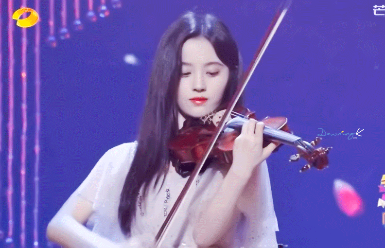 最后私心安利一下我们琼妹哦吼吼吼 98年生射手座小仙女 业务能力超强