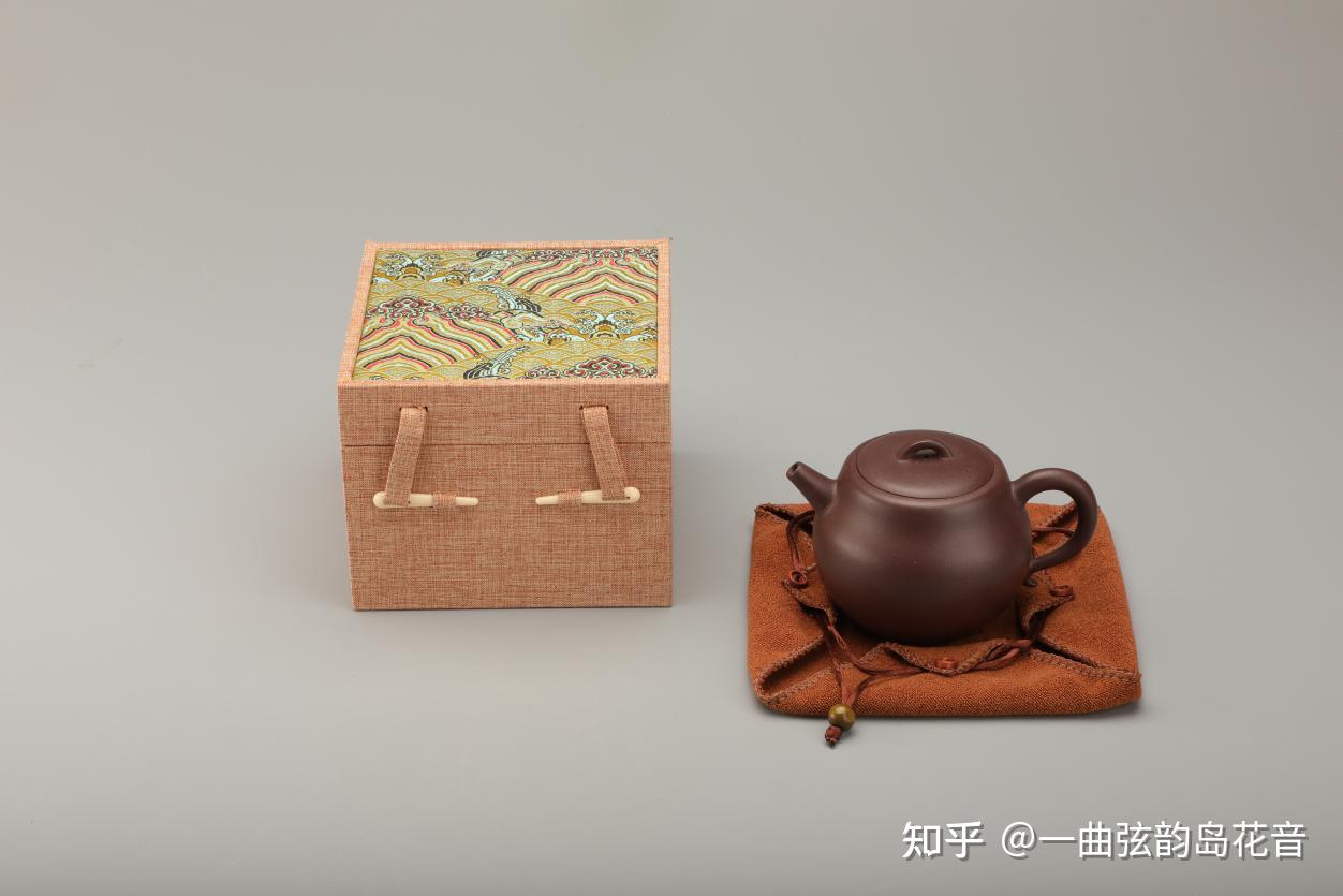 艺创艺术品商城四棱壶:一壶香茗尽风雅