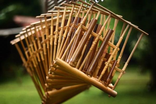 竹子做的乐器,你只能想到竹板?