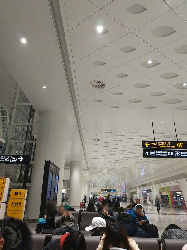 2018.1.20～1.21 武汉天河国际机场t3航站楼 现在是北京时间1:30.