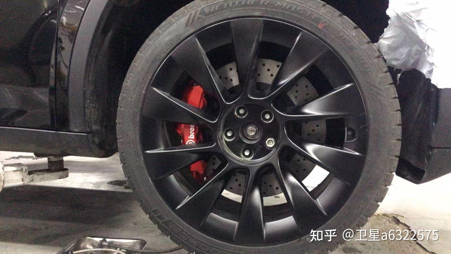 特斯拉modely刹车改装brembo前6后41刹车卡钳套装完美上车制动效果