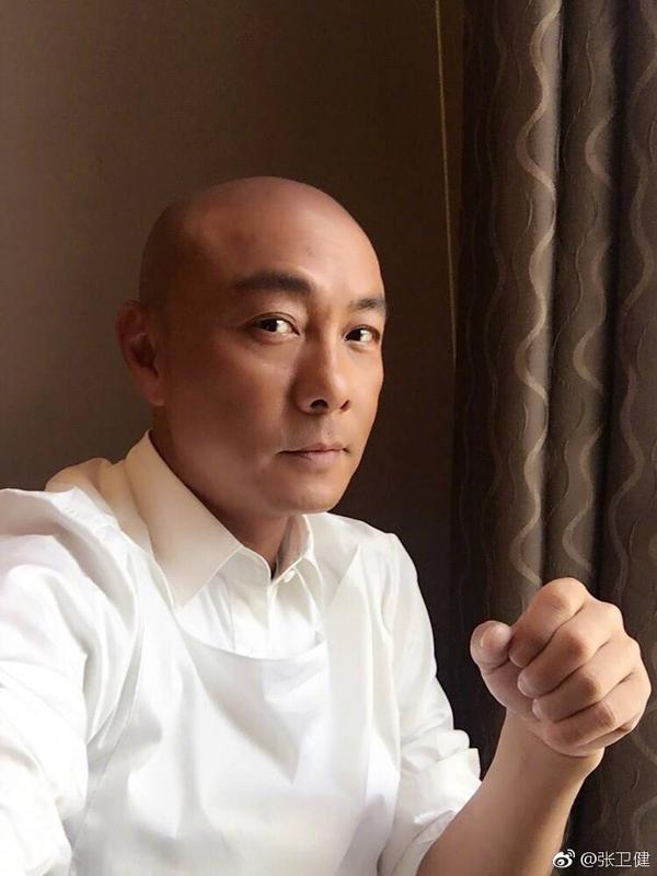 国内外有没有年轻时帅到爆表的中老年演员或歌手?