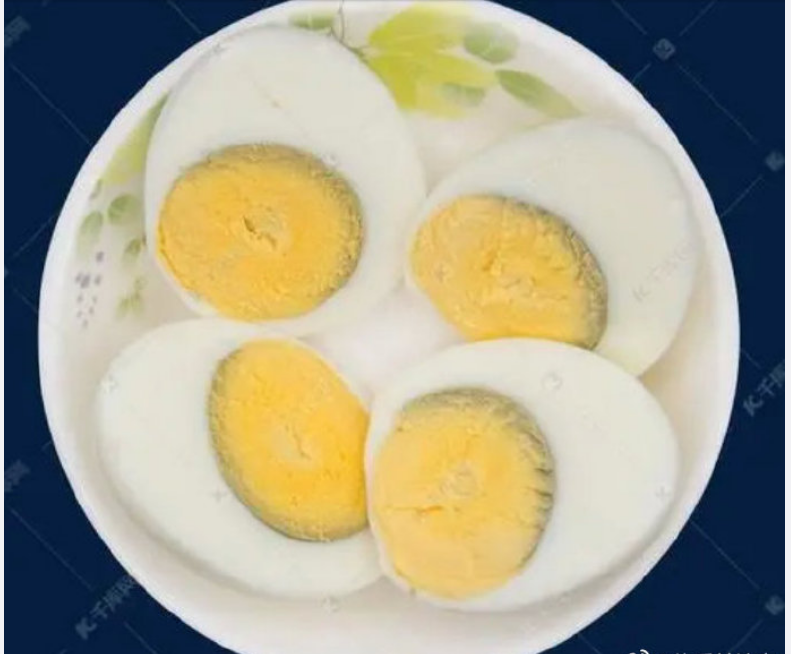 白煮蛋的蛋黄发青还能给孩子吃吗?