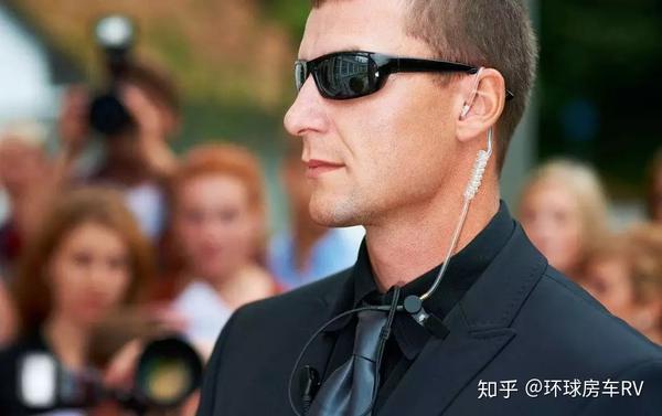 国际持枪持证保镖 实时守卫人身安全