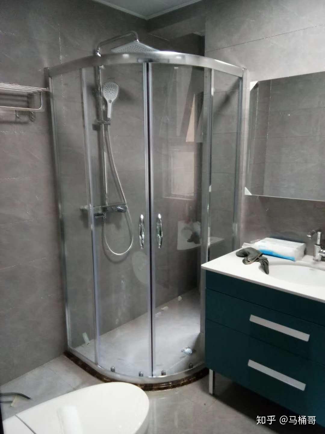 如何选择卫生间干湿分离简易淋浴房