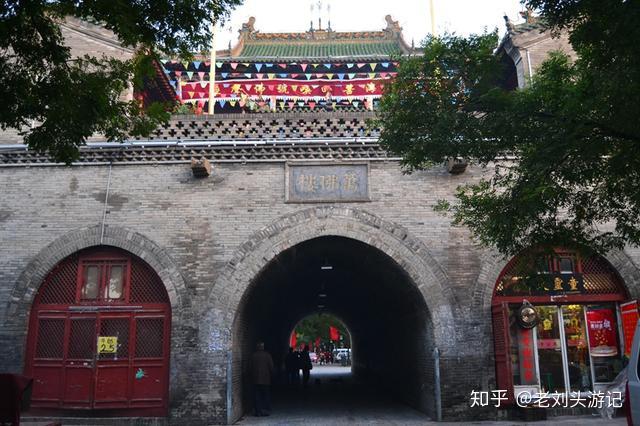 万佛楼万佛楼,建于清康熙二十七年(1688年.