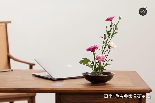 插花艺术起源于什么时候