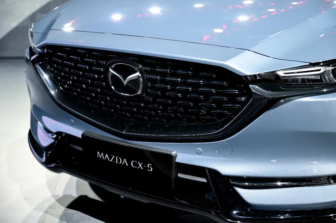 2021款马自达CX-5,2021款马自达cx5 长安马自达cx-5 黑骑士和2021款昂克赛拉亮相成都汽车