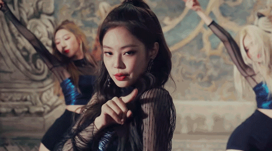 jennie横屏壁纸可爱,jennie壁纸横屏 女团的主流方向总是会更靠近甜的——这是造型上的塑造,但jennie本身