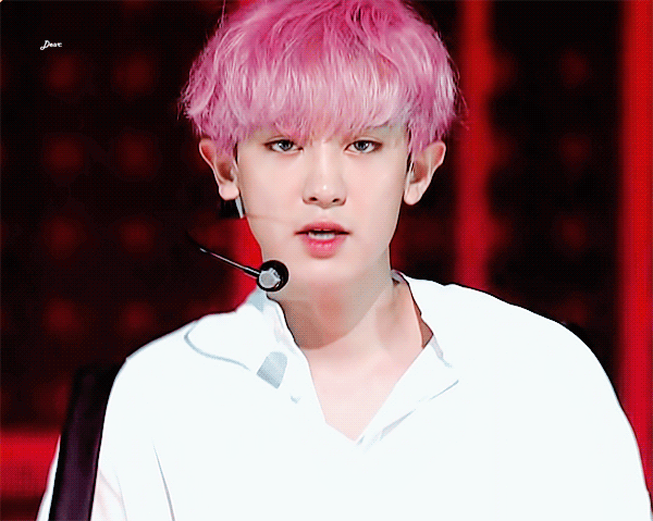 放出你家爱豆好看的生图吧!