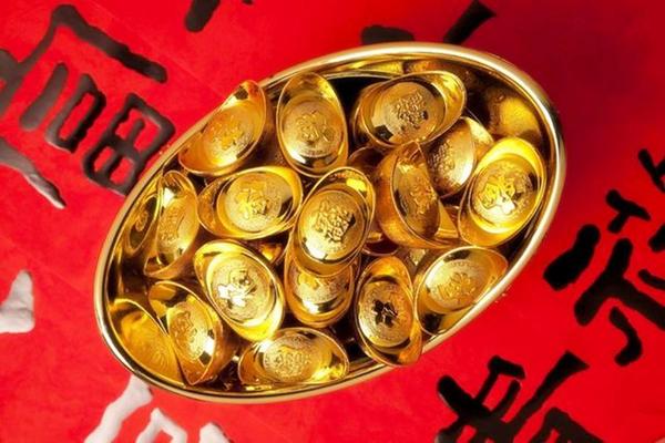 看命理财星,什么八字财运一生亨通