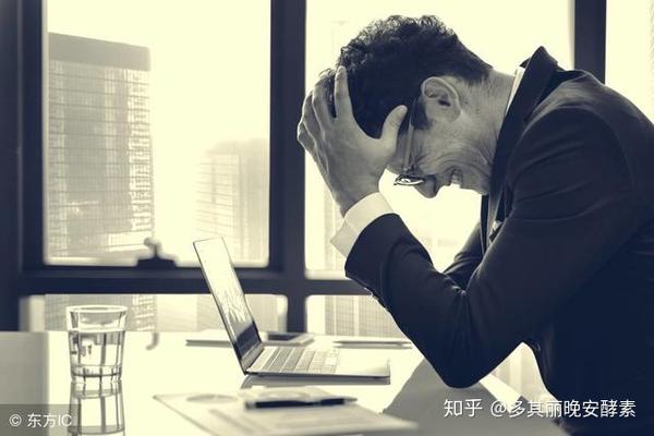 刷爆朋友圈的"中年人",都面临着哪些困扰