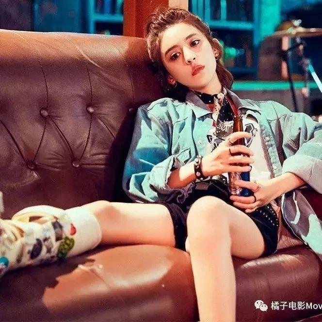 古力娜扎一个人拯救了缝纫机乐队整部电影的颜值不服不行