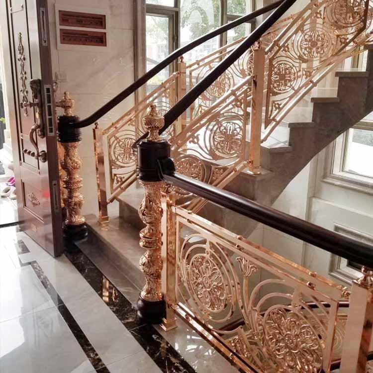 现代铜艺楼梯扶手享轻奢生活