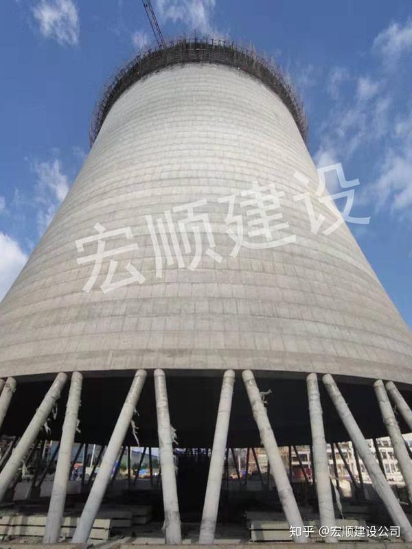 双曲线冷却塔新建时候如何重挖基础到封顶的