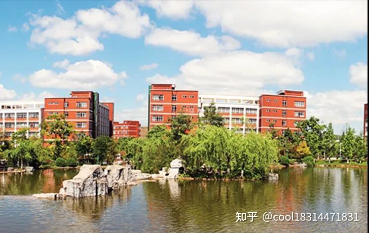 云南经济管理学院附属中学高考复读好不好?