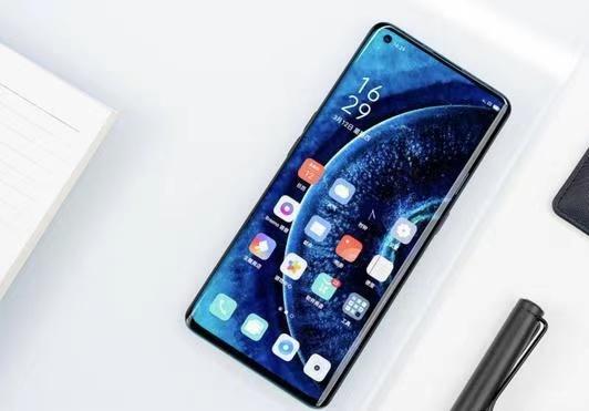 oppofindx2图片,oppofindx2图片真实 oppofindx3曝光安兔兔跑分77万浴霸四摄瀑布屏