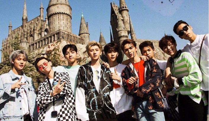 张艺兴打ninepercent,张艺兴蔡徐坤cp ninepercent合体同框为解散专辑封面拍摄你咋看