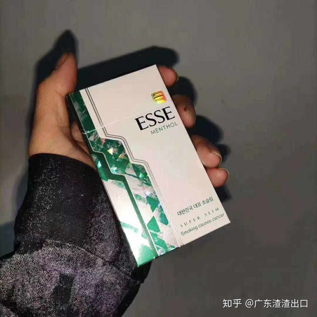 不管年轻人更爱抽中华还是爆珠,也许这就是年轻人的香烟江湖中,必不可