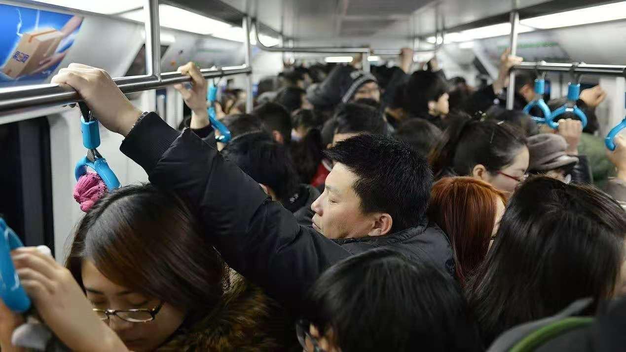 每月
