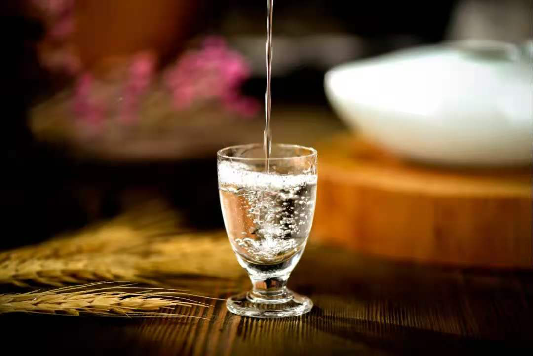 幸福女人可以驾驭的白酒