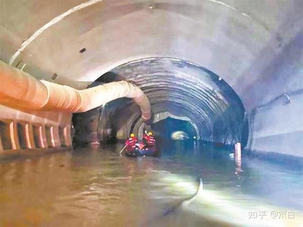 珠海重锤处理隧道透水事故
